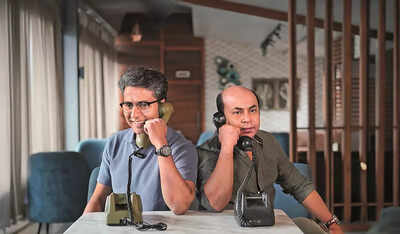Anirban Calling Anirban: Gaan, golpo & some drama