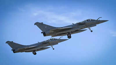  Congress renews 'India lost jets' claim, says 'Modi government compromised national security'