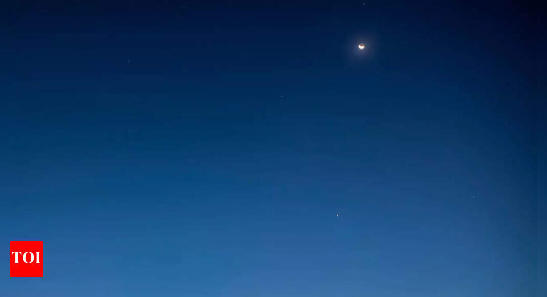 Celestial Kiss: Moon and Mars to Dazzle the Night Sky on June 29