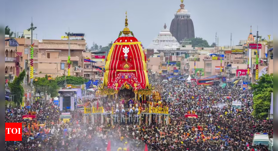 Cops fled to save themselves: Puri stampede eyewitnesses, survivors