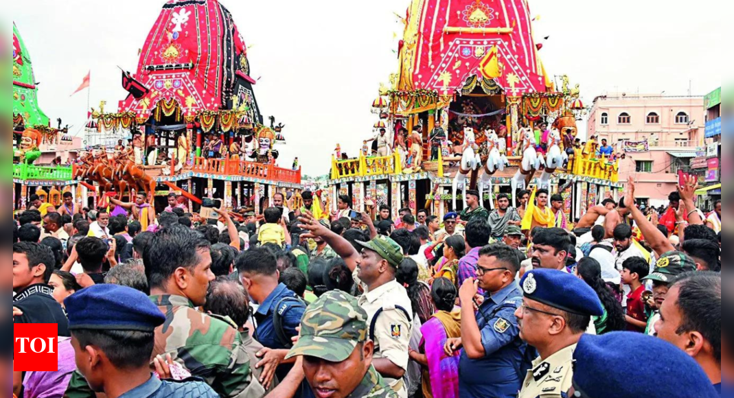 Puri Rath Yatra stampede kills 3 as crowd swells to 20k outside temple