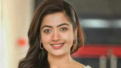 Rashmika Mandanna defends Sandeep Reddy Vanga's 'Animal'; says, "Nobody is forcing anyone to go and watch..."