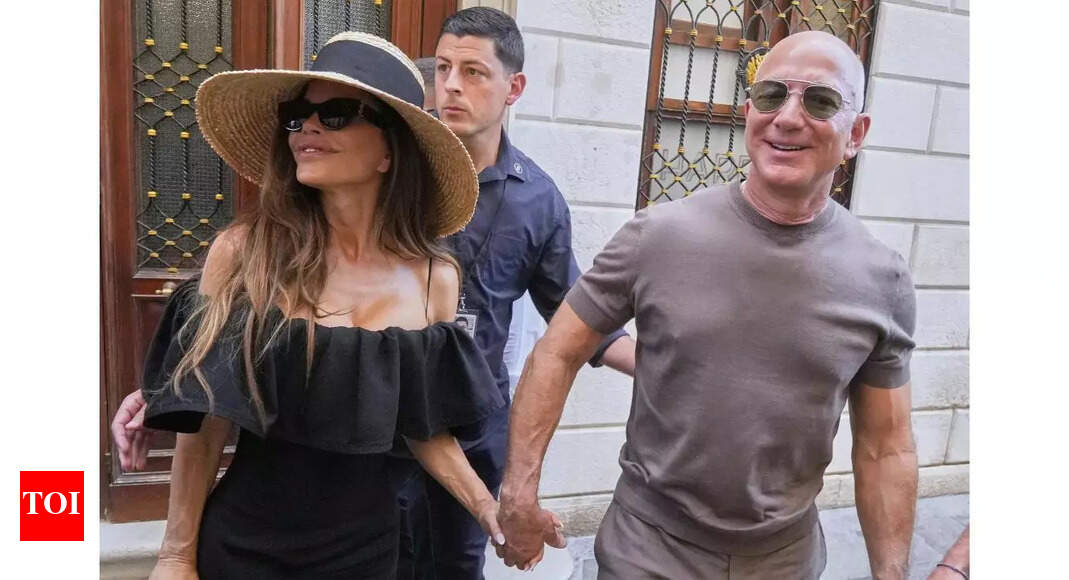 Amazon founder’s last minute text sends plane full of tequila to Venice