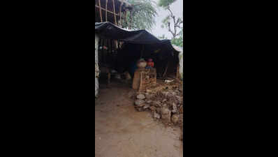 Two siblings die as mud wall collapses