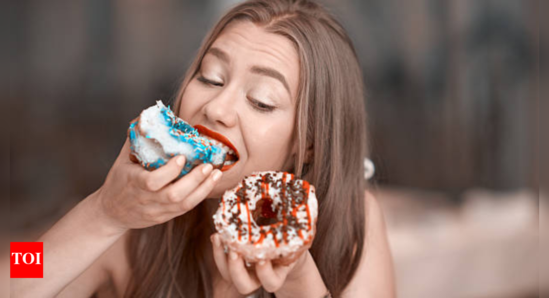 Why most women just can’t say no to dessert: The science behind food cravings | - Times of India
