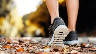Walking vs Running: Which burns more fat for long-term weight loss?