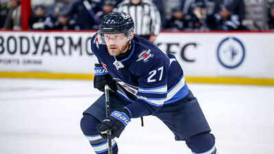 Carolina Hurricanes eye 674-game, $42M Jets star Nikolaj Ehlers
