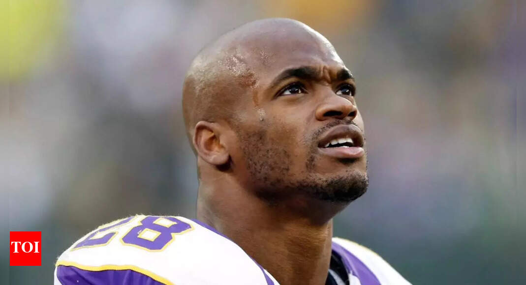 Adrian Peterson faces pressure to accept dangerous celebrity boxing match after poker club chaos