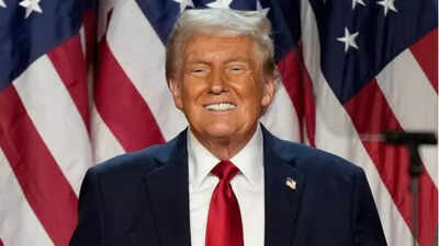  Donald Trump announces Israel's agreement to 60-day ceasefire plan; urges Hamas to take deal