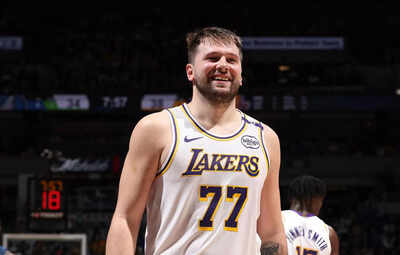 Los Angeles Lakers explore multi-team trade route to fill center void amidst missed free agency targets