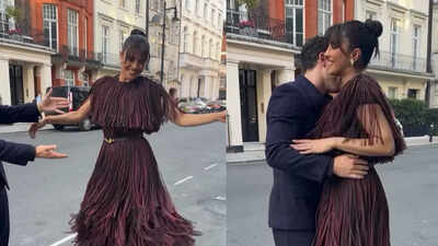 Nick Jonas hailed arsenic  ‘Best Jiju’ arsenic  helium  dotes implicit    Priyanka Chopra astatine  ‘Head Of State’ London premiere