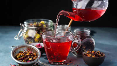 5 ancient teas that can help reduce menstrual cramps