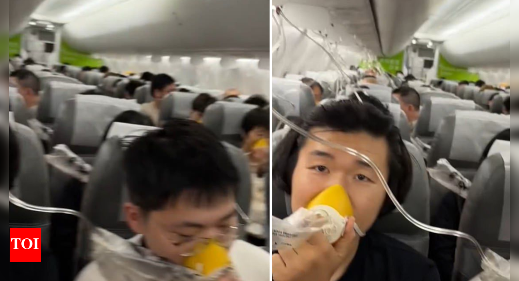 ‘A muffled boom and … ‘: Boeing 737 plummets nearly 26,000 feet; fearing death, passenger writes will – Times of India
