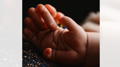 Mumbai horror: Woman abandons 15-day-old baby on local train; search for mother under way