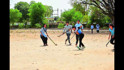 As govt schools lack PE teachers, kids deprived of physical education