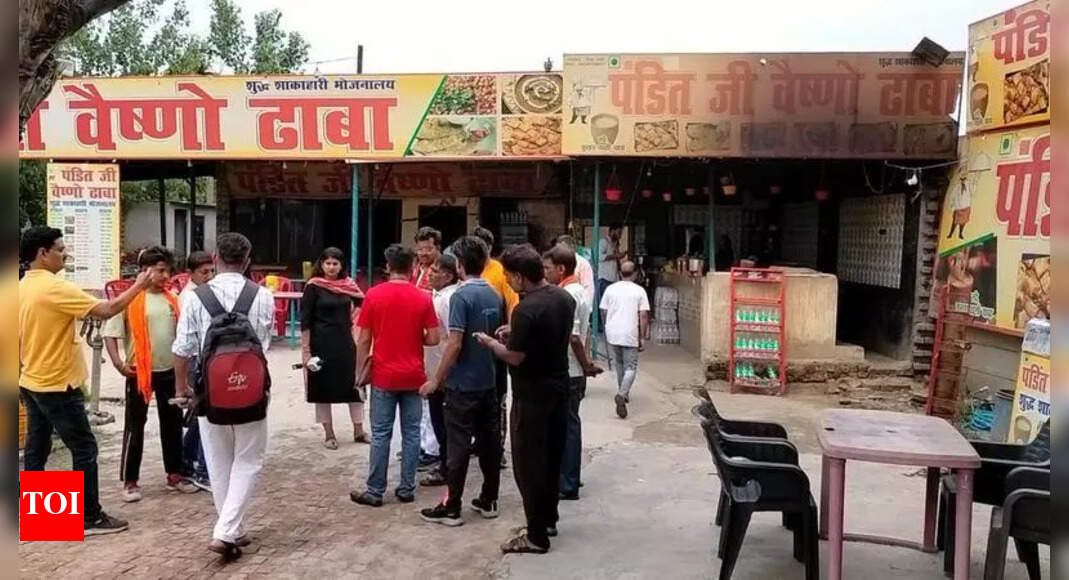 Dhaba workers on Kanwar routes told to remove trousers during 'identity drive'