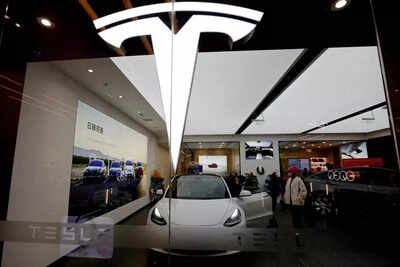 Tesla EV sales plunge! 13% drop in three months; anti-Elon Musk sentiment harms