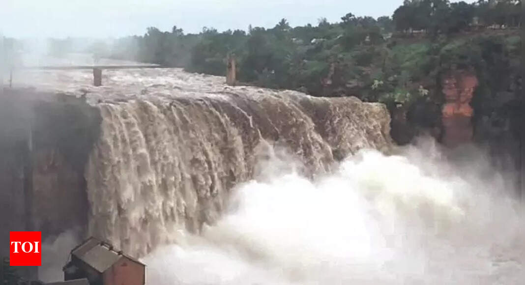Tourists flock to waterfalls in Belagavi