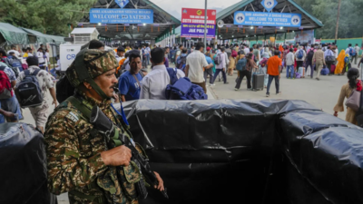 Amarnath Yatra begins amid tight security, devotees undeterred by terror threat