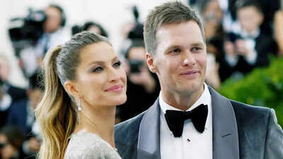 Tom Brady’s daughter Vivian looks just like Gisele Bündchen in rare beach photo from Spain getaway