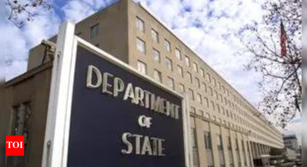 US welcomes foreign students to apply for visa but issues stark warning