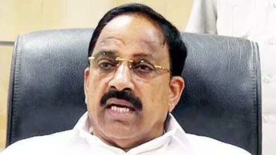 Urea shortage hits Telangana amid kharif season; agriculture minister urges centre to intervene