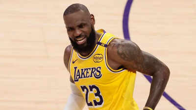 LeBron James silently creates another NBA record as Deandre Ayton joins Los Angeles Lakers