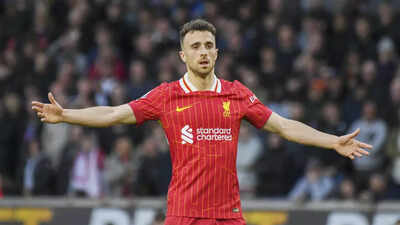  Football world reacts to the tragic death of Liverpool star