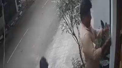  CCTV footage shows BBMP workers skipping houses; BJP calls it 'comedy of errors'