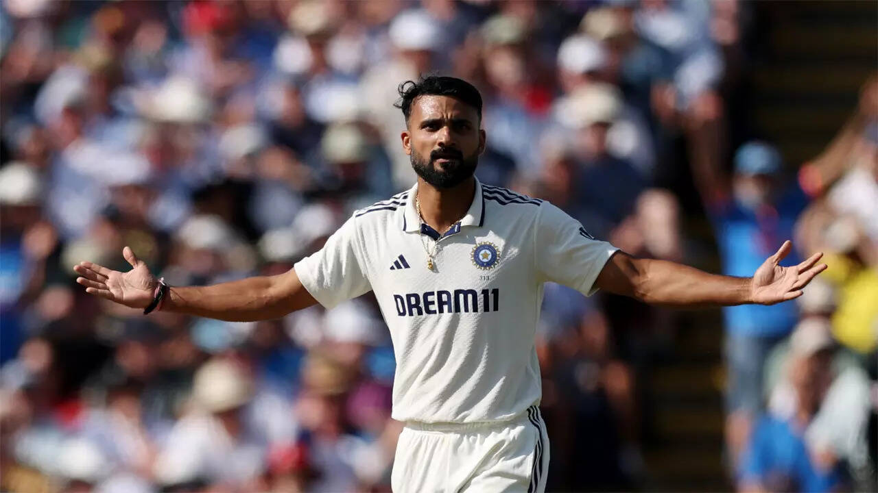 IND vs ENG: No Jasprit Bumrah, no problem — 'Boom Boom' Akash Deep breathes  fire with two wickets in two balls | WATCH | Cricket News - Times of India