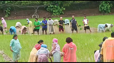 Goa auxiliary bishop swaps robes with farmer’s garb, Rachol has field day