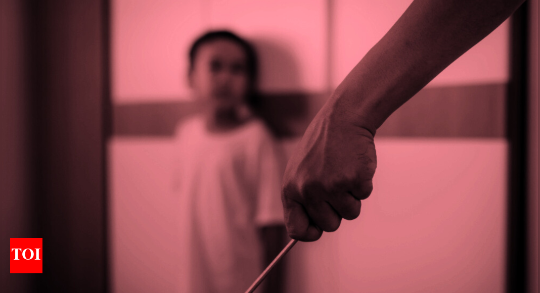 Dubai: 10-year-old reports father’s abuse through Dubai Police smart app