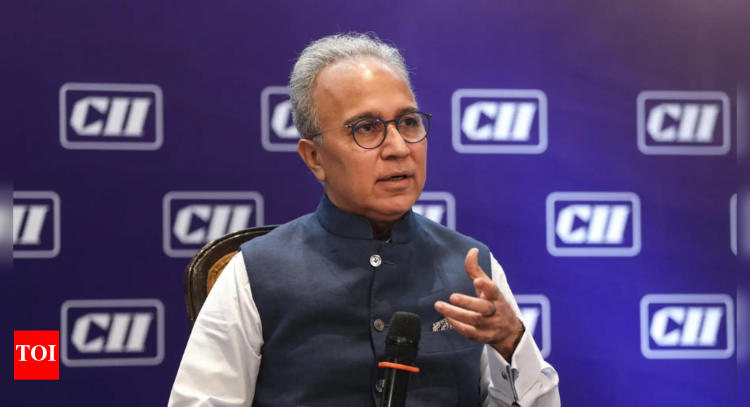 CII chief sees 6.7% growth in FY26, says uncertainty a risk