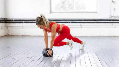 Expert claims doing 10 reps of THESE exercises for 30 minutes a day can help lose up to two sizes
