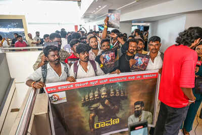530 km for a teaser? Yash fans from across Karnataka prove their devotion, yet again