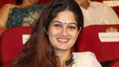 'Baazigar' actress Resham Tipnis gets angry over fake news of son Manav's death by suicide: 'He's fine and healthy, but whoever has done this...'
