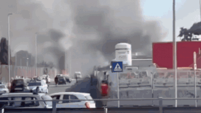 'Fireball shooting into sky': 20 injured in explosion at fuel station in Rome - video