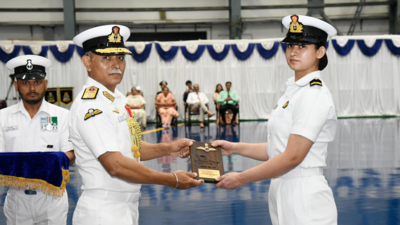 First woman fighter pilot in Navy: Sub Lt Aastha Poonia marks milestone in Indian Naval Aviation; receives ‘Wings of Gold’ with Lt Atul Kumar Dhull | India News – Times of India
