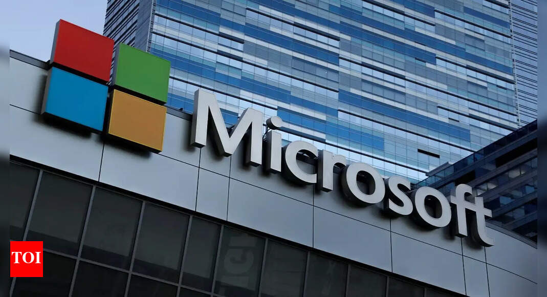 Microsoft 'quits' Pakistan after 25 years: Founding country manager says...