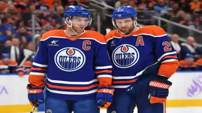Edmonton Oilers sign Andrew Mangiapane to $7.2M deal after Connor McDavid, Leon Draisaitl recruitment push