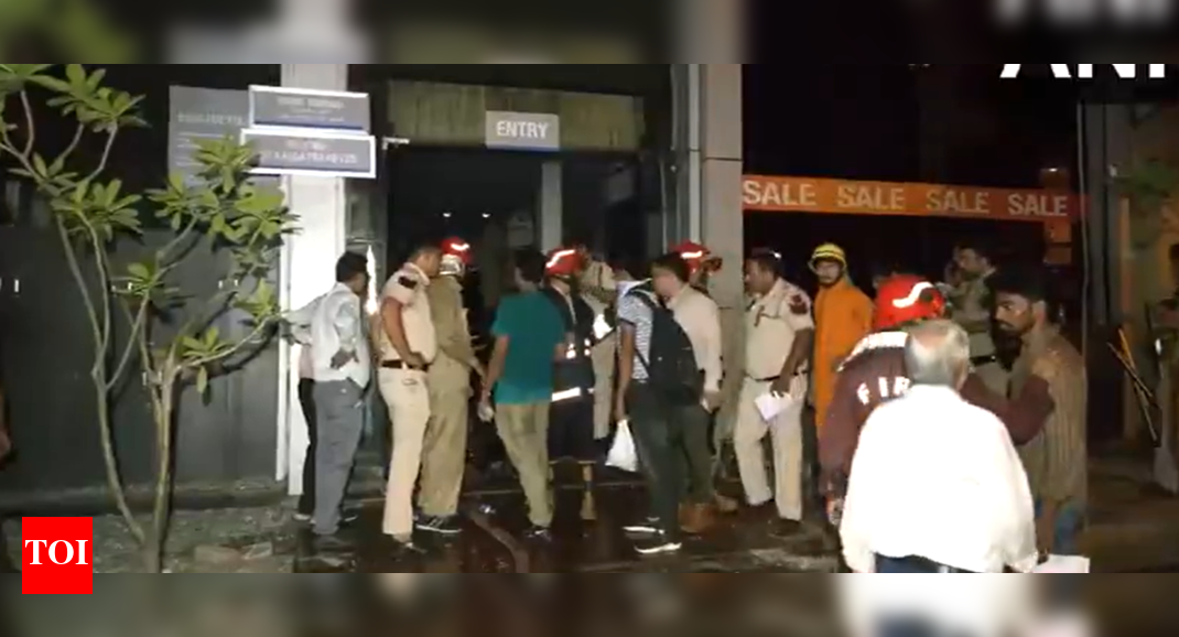 Delhi blaze: Fire at Vishal Mega Mart in Karol Bagh