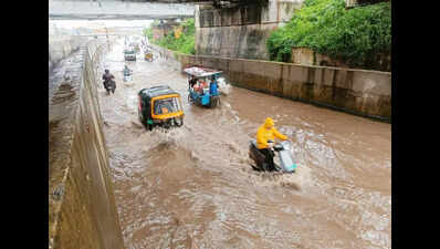 Residents marooned in many Cuttack areas