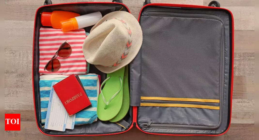 What is ‘Naked Flying’: The minimalist travel trend taking off around the world