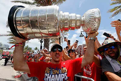 Brad Marchand chose Panthers over $10 million AAV free agency offer after Stanley Cup run