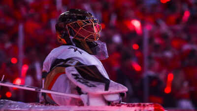 Marc-André Fleury gets five offers to un-retire as NHL faces goalie shortage