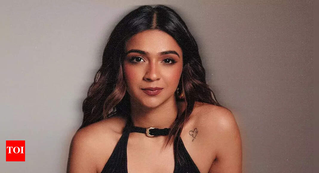 Apoorva Mukhija reacts to Rs 41 crore net worth claim