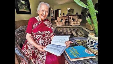 At 100, Marathi grammar guru busts biases, myths and typos