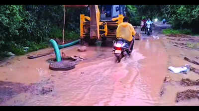 Pothole-ridden Curchorem roads becoming death trap for users