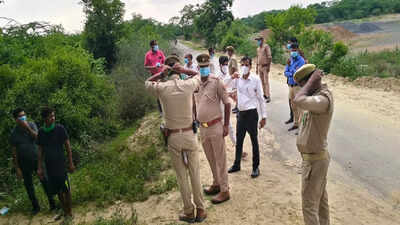 ‘I was forced to bury bodies for years’: Ex-sanitation worker’s chilling claim in Karnataka’s Dharmasthala; shares photocopies of skull, skeletal remains with police