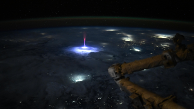 axiom-32.jpg